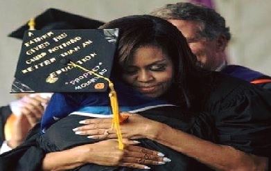 Was daughter of Michelle Obama wearing Graduation Cap with a quote of Muhammad Prophet?