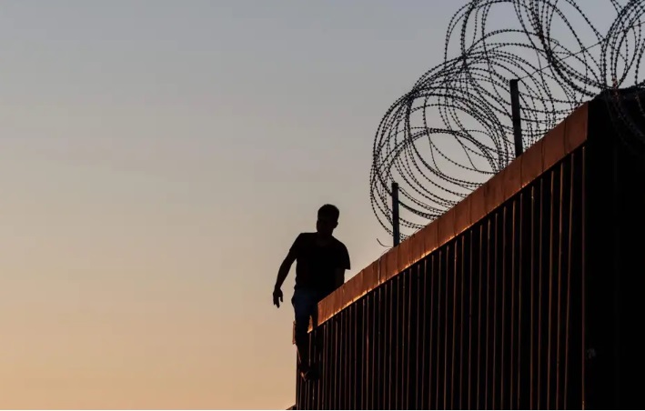 U.S closed Tijuana Border due to arrival of Migrant Caravan