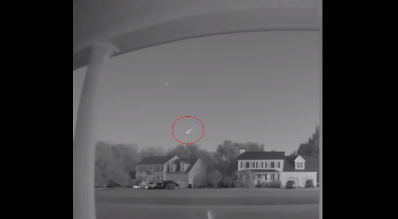 Astonishing Video released showing a Fireball Streaking across the Sky over North Carolina