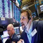 Dow Jones & NASDAQ Stocks Dropped but US Economy Boosted in 3rd Quarter