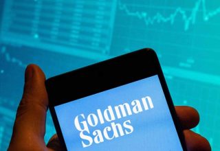 Goldman Sachs to Drop Savings Products to American Express and Apple Card